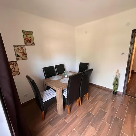 Guest house Zomi Vendeghaz *