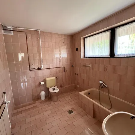 Zomi Vendeghaz Πανσιόν